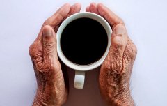 VETTA码表：喝咖啡惊人的抗衰老好处